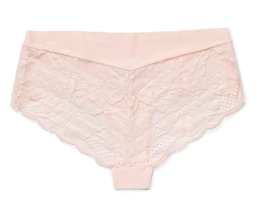 Halvány rózsaszín csipkés rövidnadrág fehér alapon.