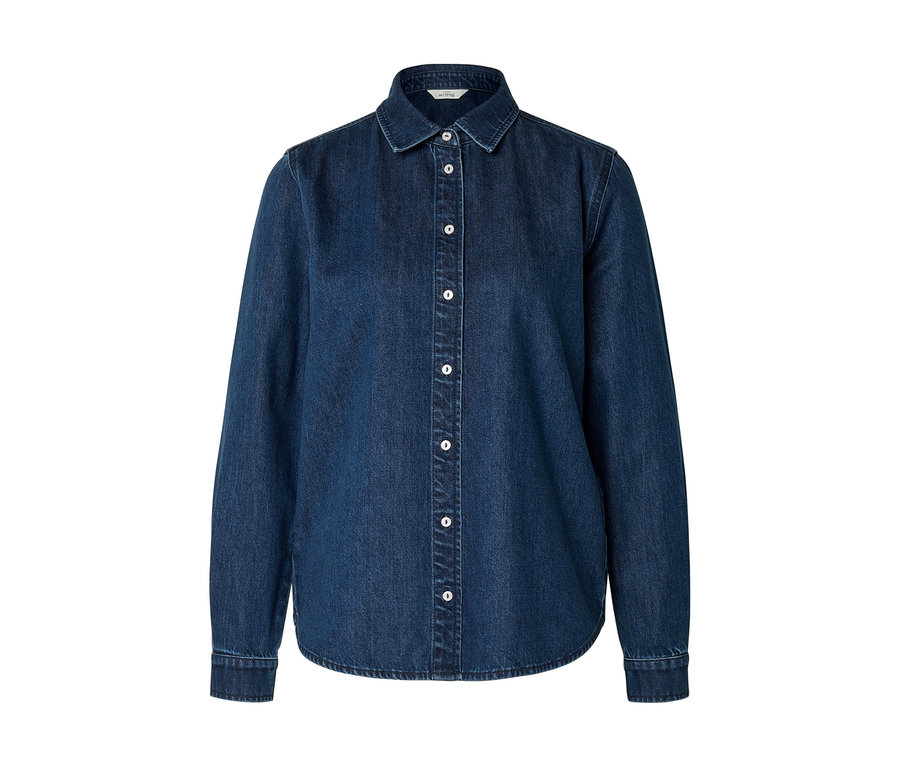 Sötétkék farmering hosszú ujjakkal, klasszikus gallérral és fehér gombokkal elöl.