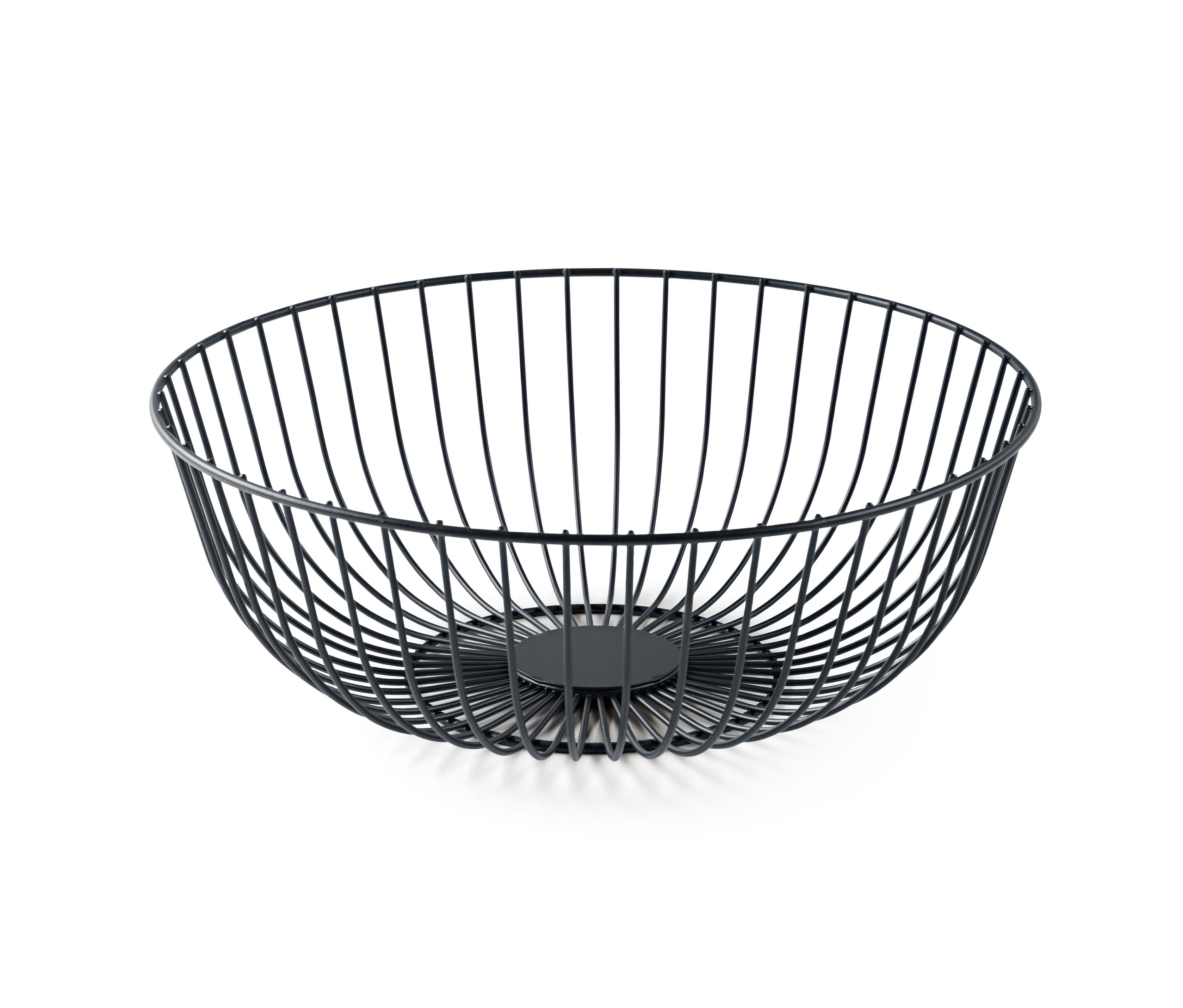 Drótkosár fekete színben, fehér háttérrel.