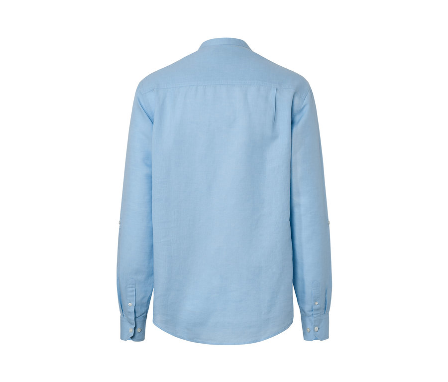 Világoskék lenvászon ing hátulról.