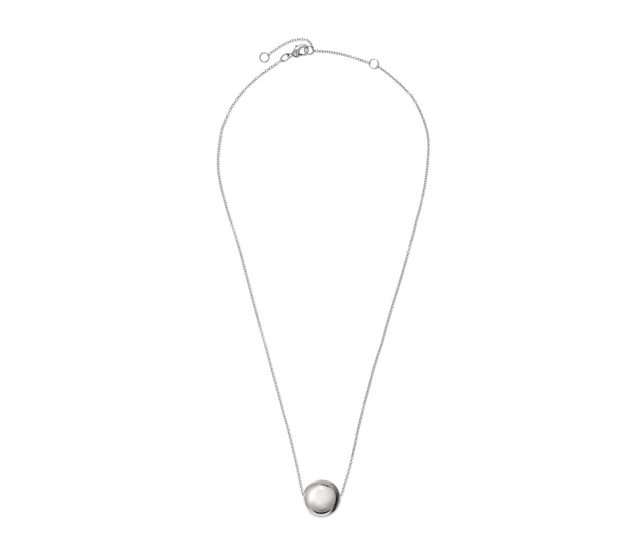 Ezüst nyaklánc gömbbel a közepén.