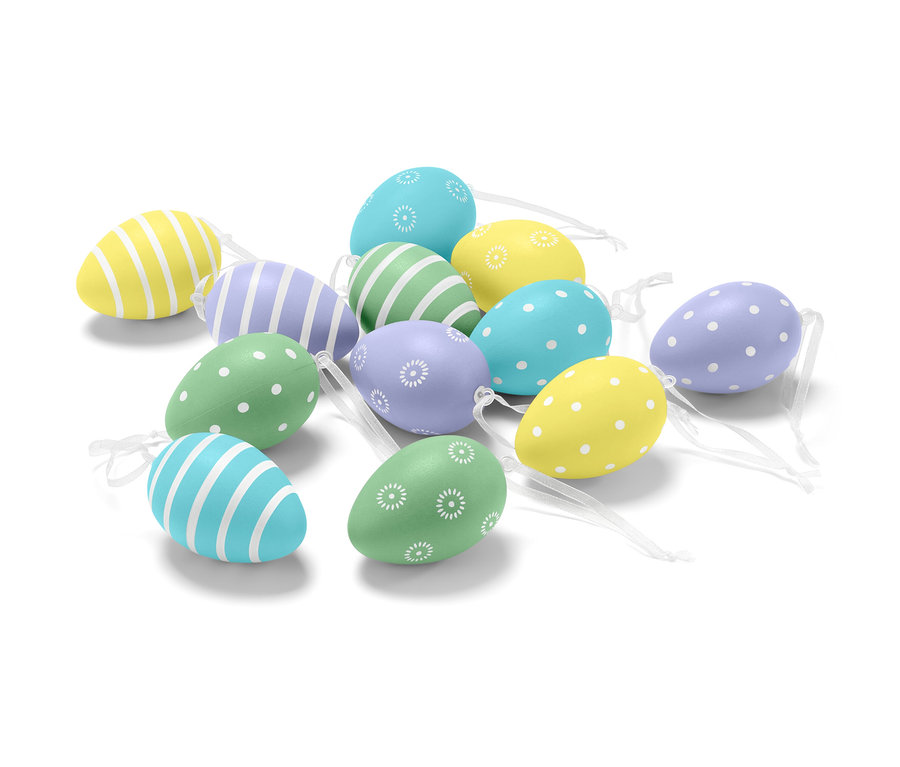 Tizenkét különböző színű és mintázatú húsvéti tojás egy szettben.