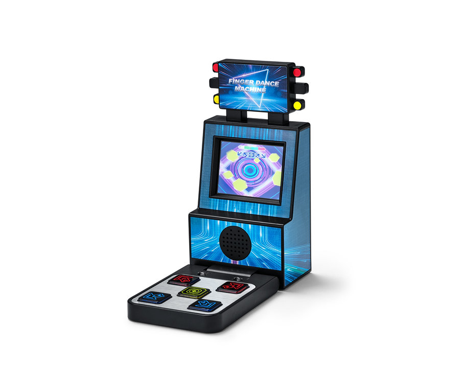 Közelkép egy mini retro ujj táncparkett játékgépről.