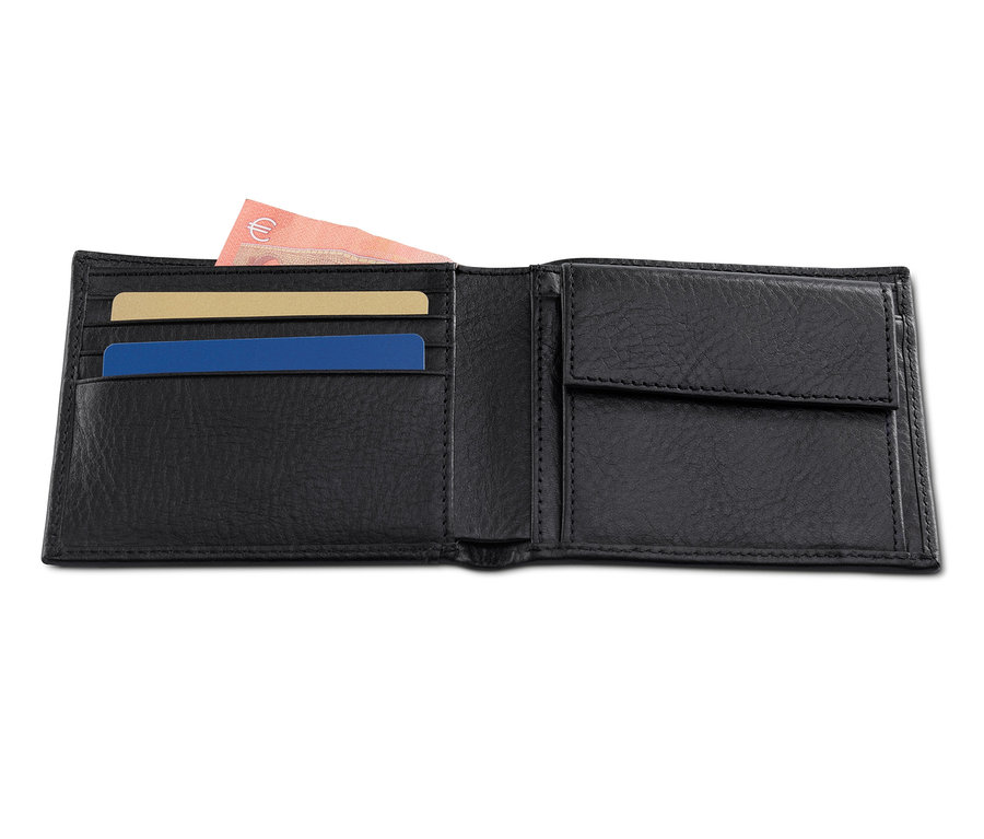 Nyitott, fekete bőr pénztárca kártyákkal és bankjeggyel. Férfi bőr pénztárca és kulcstartó, fekete.