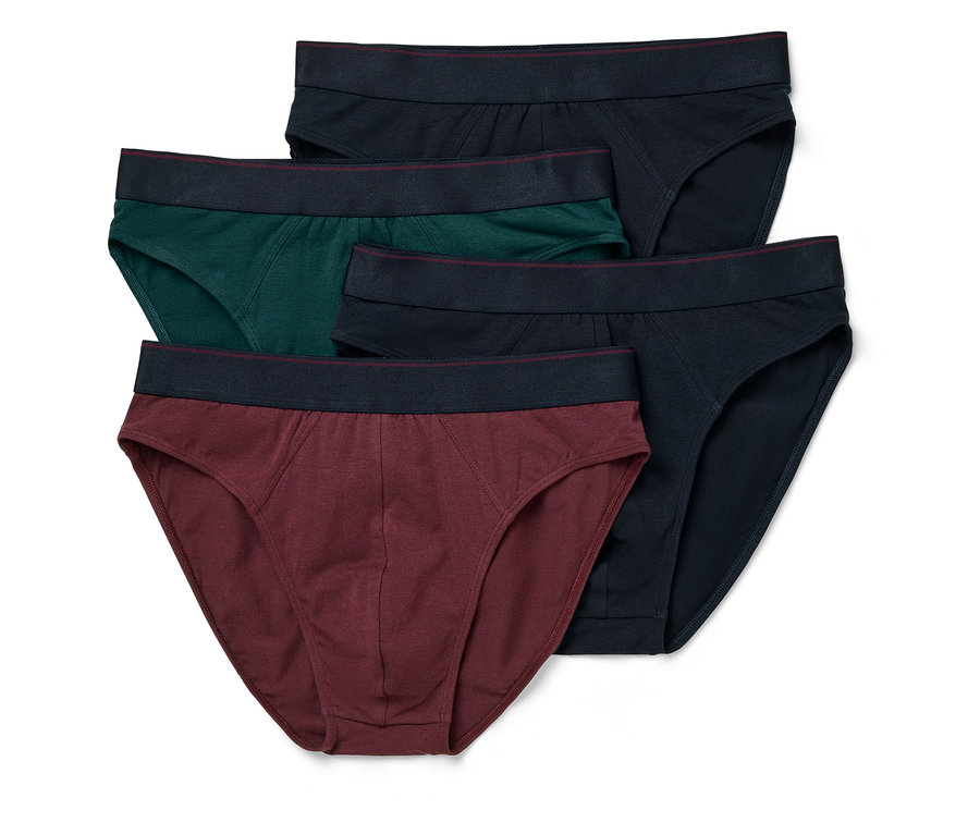 Öt férfi alsónadrág sötétkék, zöld és bordó színben egymáson.