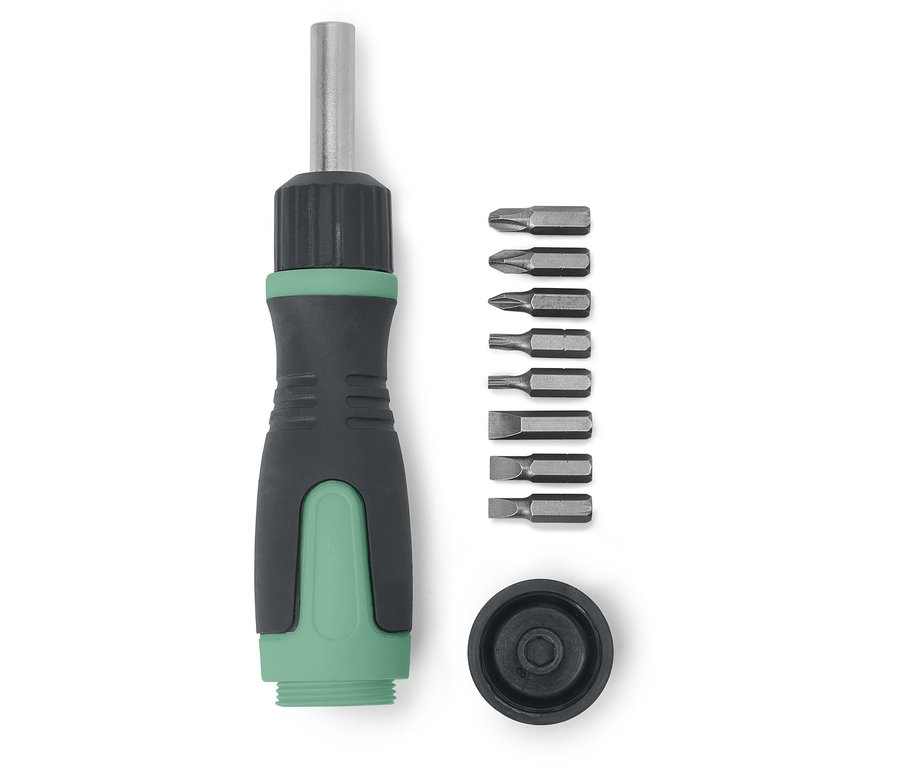 Mágneses racsnis csavarhúzó különböző bitekkel.