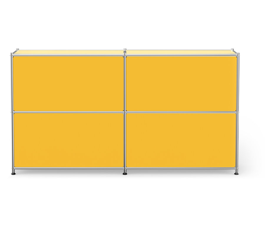 Sárga szekrény négy rekesszel és ezüst kerettel.