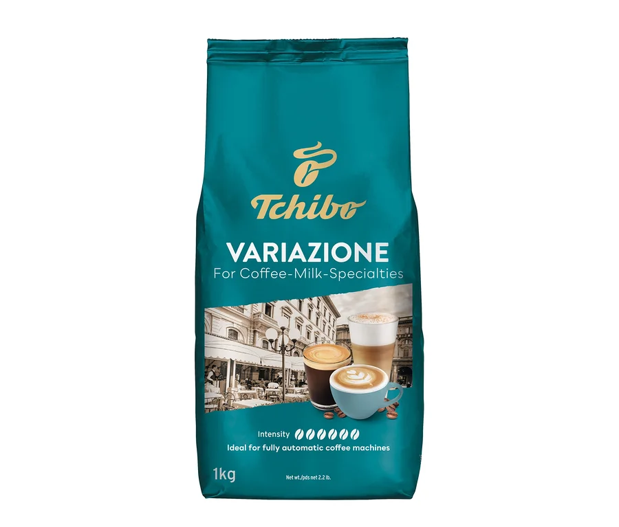 Egy csomag Tchibo Variazione kávébab kávéspecialitások képeivel.