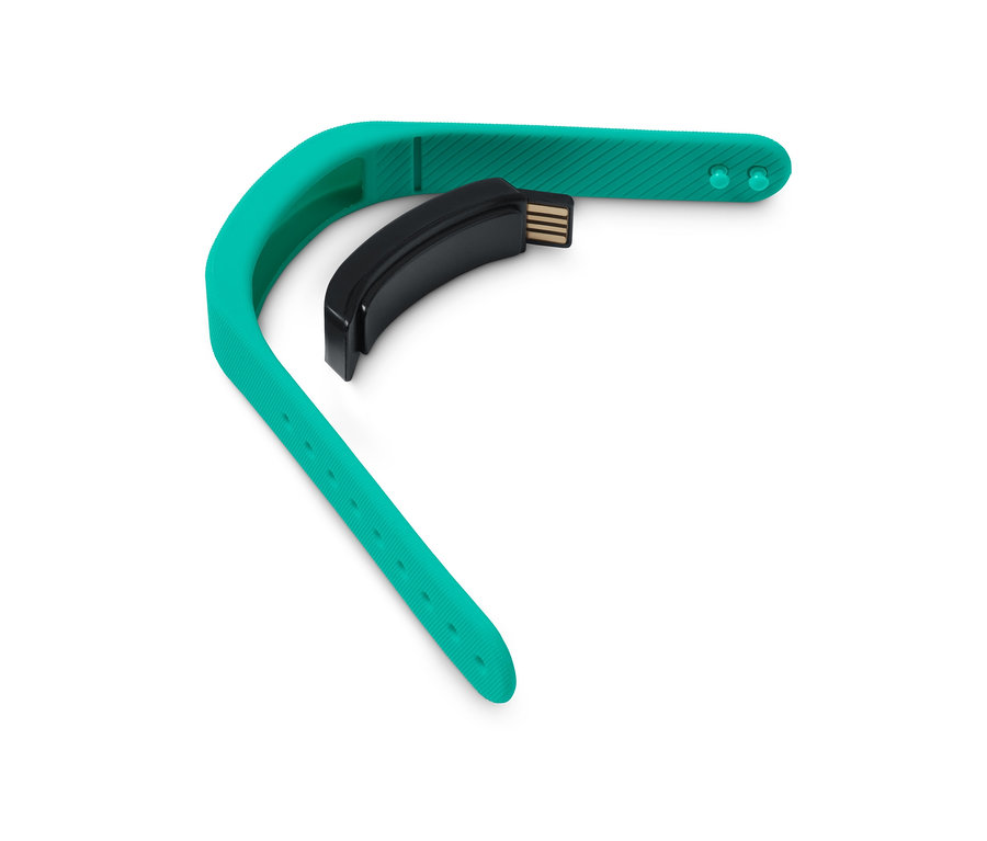 Zöld lépésszámláló órával és fekete USB csatlakozóval fehér háttéren.