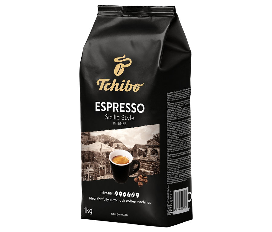 Fekete csomagolású, 1 kg-os Tchibo Espresso Sicilia Style szemes kávé.