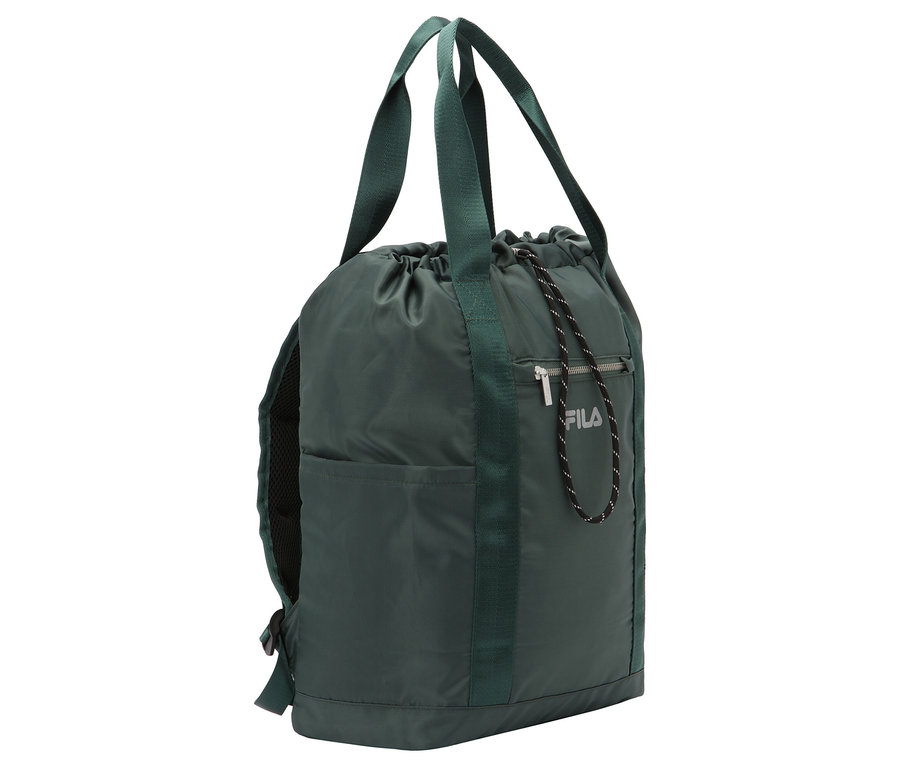 Zöld FILA sporttáska húzózsinórral és cipzáras zsebbel oldalról.