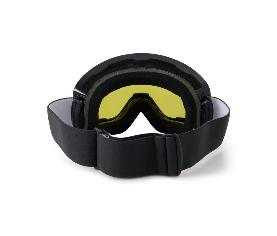 Hátulnézet egy síszemüvegről, 2 cserélhető lencsével.