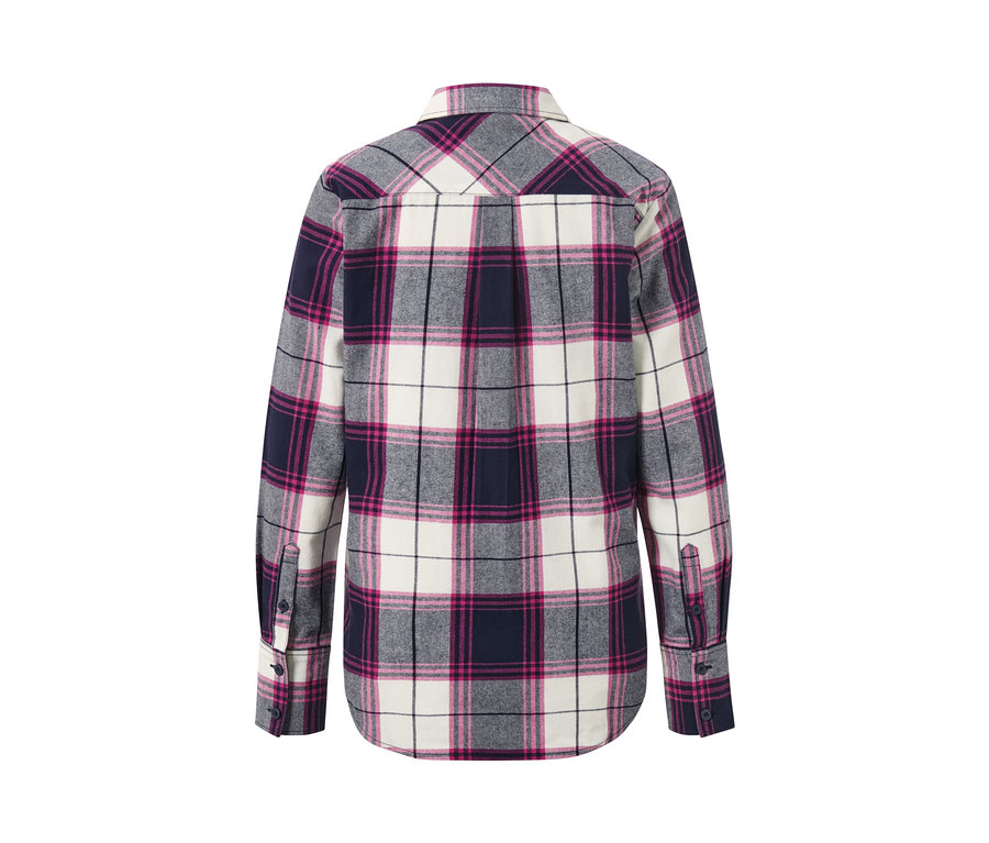 Kockás női flanel blúz hátulnézete, sötétkék és bíbor színekben.