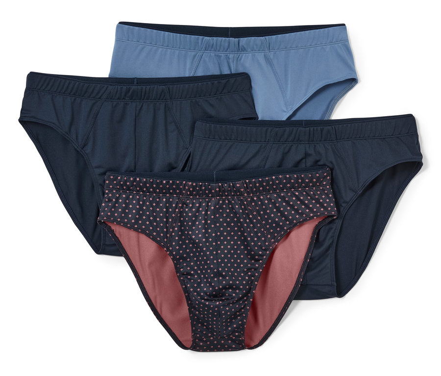 Négy darab férfi alsónadrág.