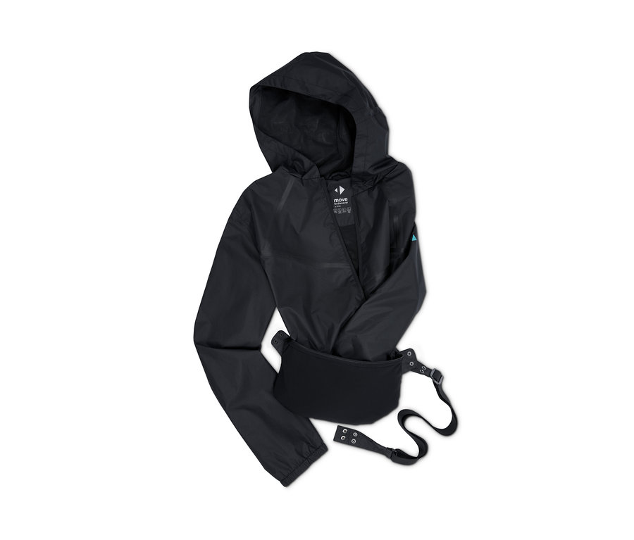 Fekete, kapucnis, férfi kabát minden időjárásra, fekete színben, fekete zsebbel.