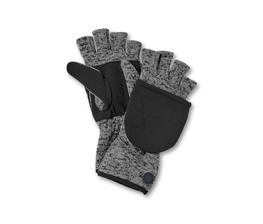 Két szürke-fekete női lehajtható kötött polárkesztyű fekszik egy fehér háttéren.