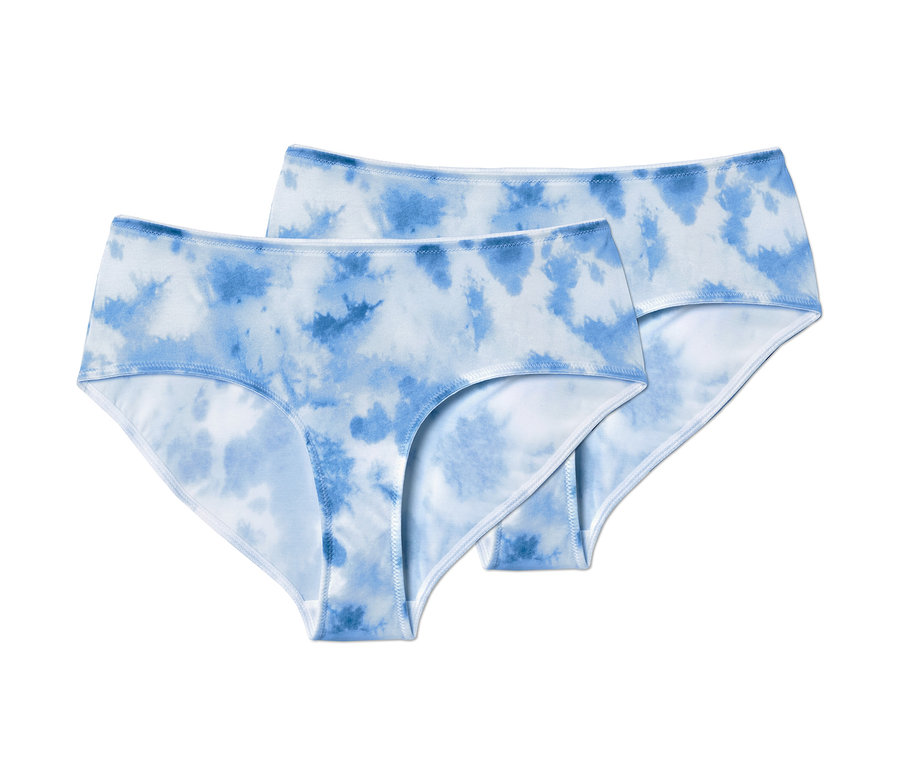 Két darab batikolt mintás mini alsó egymáson.