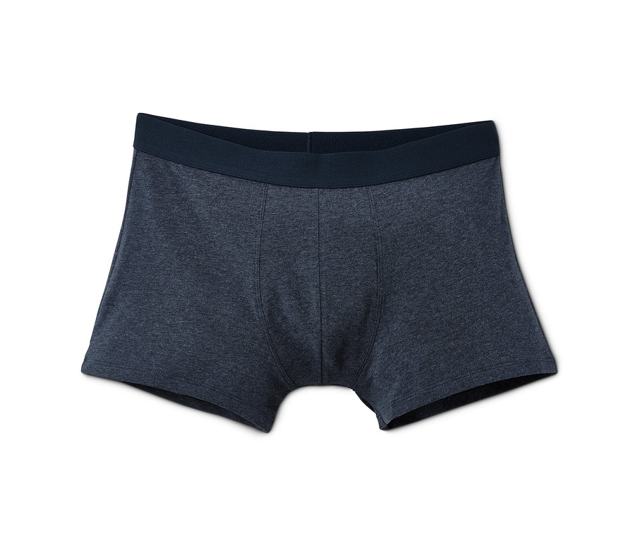 Egyetlen tengerészkék 5 darabos férfi boxer alsónadrág szettből.