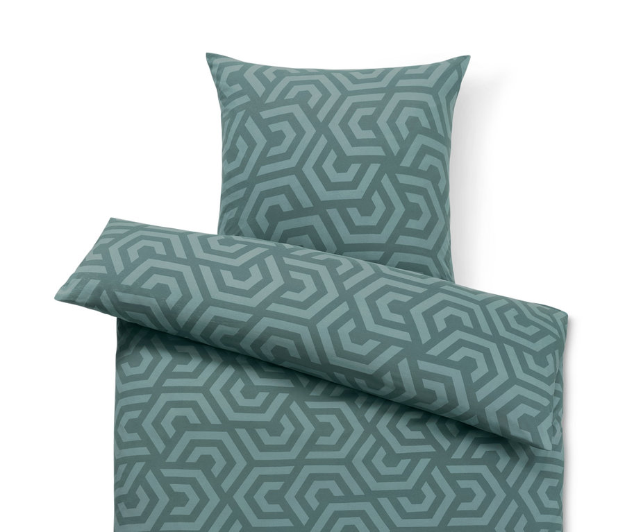 Geometrikus mintás téli dzsörzé ágynemű.