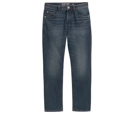 A Tom Tailor TT MARVIN STRAIGHT sztreccs farmer, koptatott kőmosott szürke denim, fehér háttér előtt fekszik.