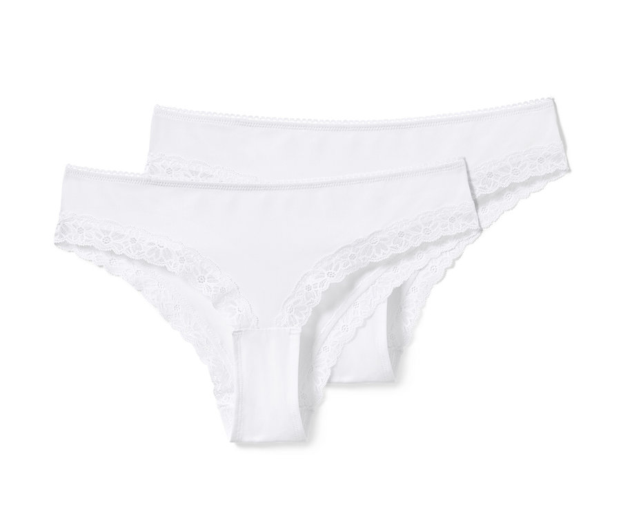 Két fehér, csipkés brazil alsó.