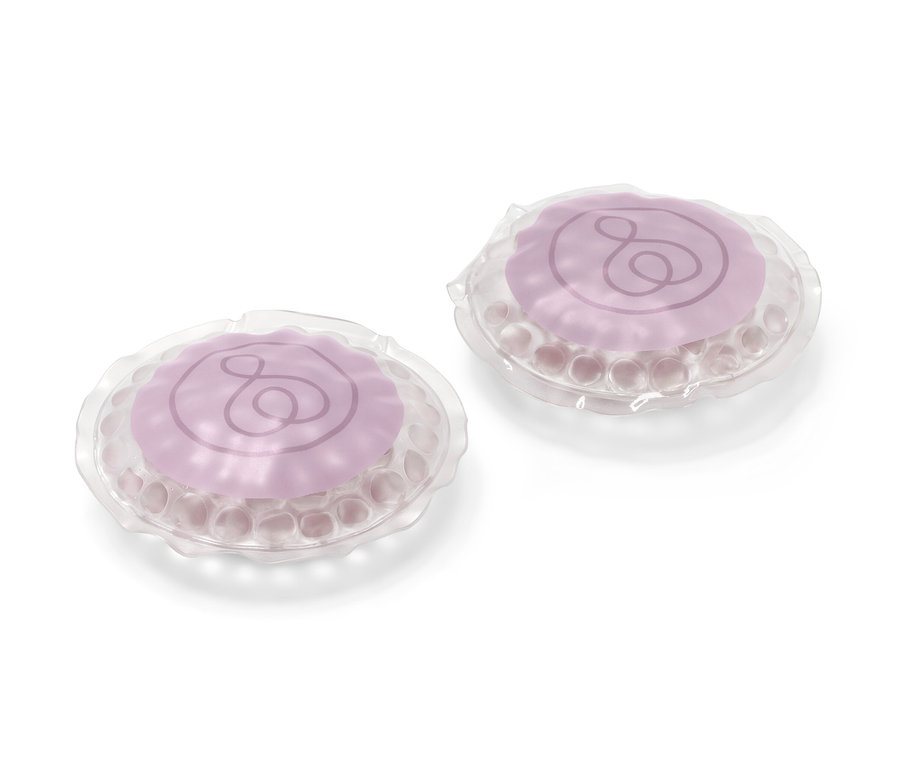 Két szemhűsítő párna fehér alapon.