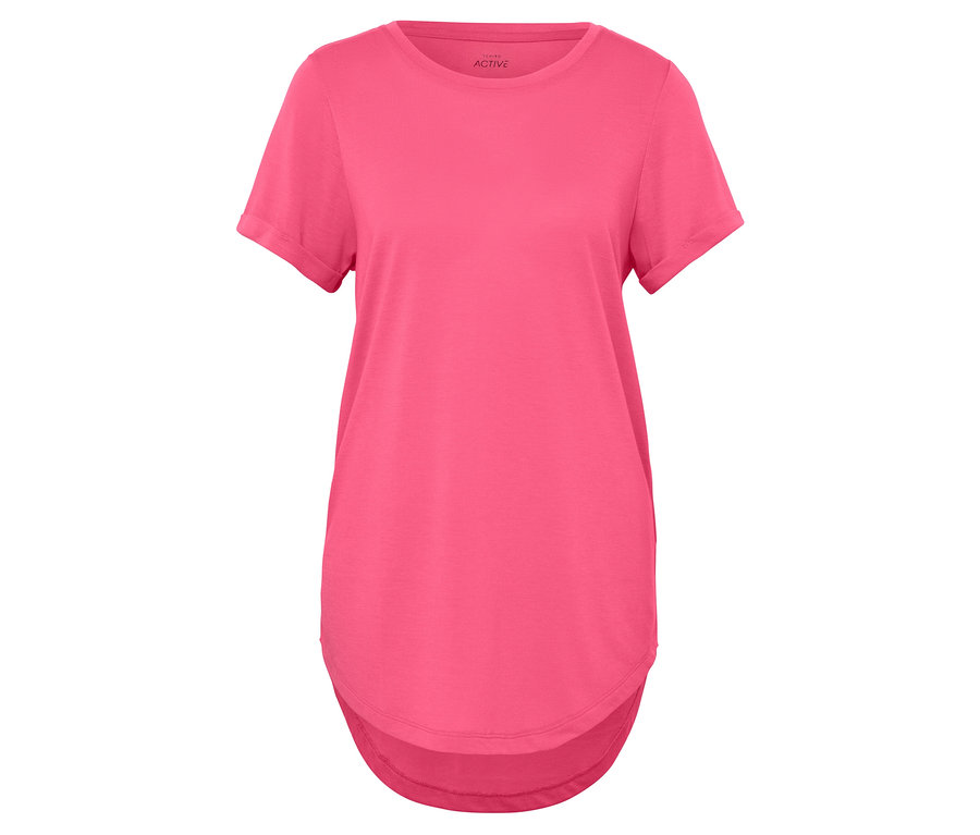 Rózsaszín, rövid ujjú póló.