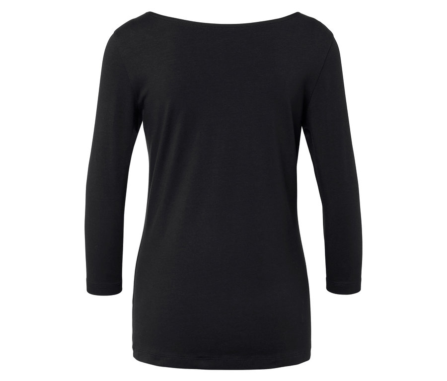 Fekete, hosszú ujjú, csónaknyakú póló.