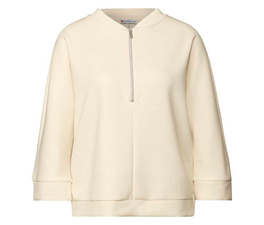 Krémszínű, cipzáros Street One póló modál anyagkeverékből.