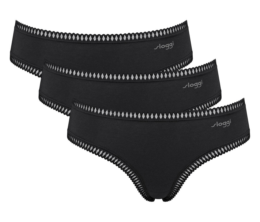 Három fekete Sloggi alsónemű csipkés szegéllyel egymásra helyezve.