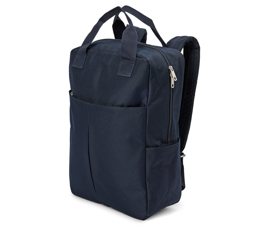 Sötétkék hátizsák fogantyúkkal és cipzárakkal.