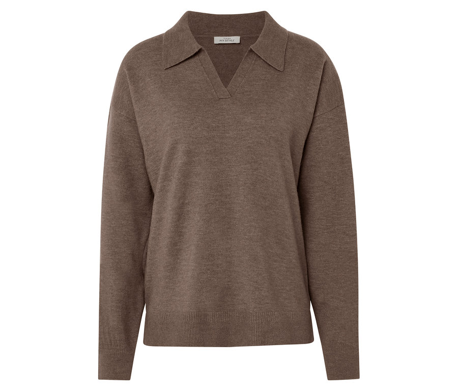 Barna, pólógalléros kötött pulóver.