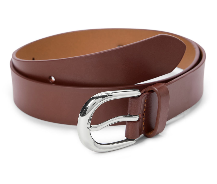 Egy barna, konyak színű Ledergürtel bőröv ezüst csattal.