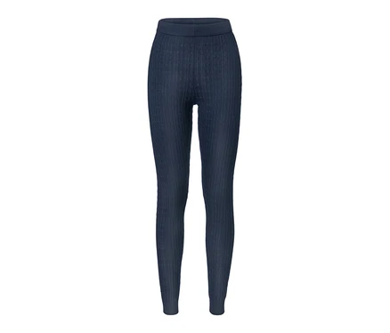 Kötött leggings közeli képe.