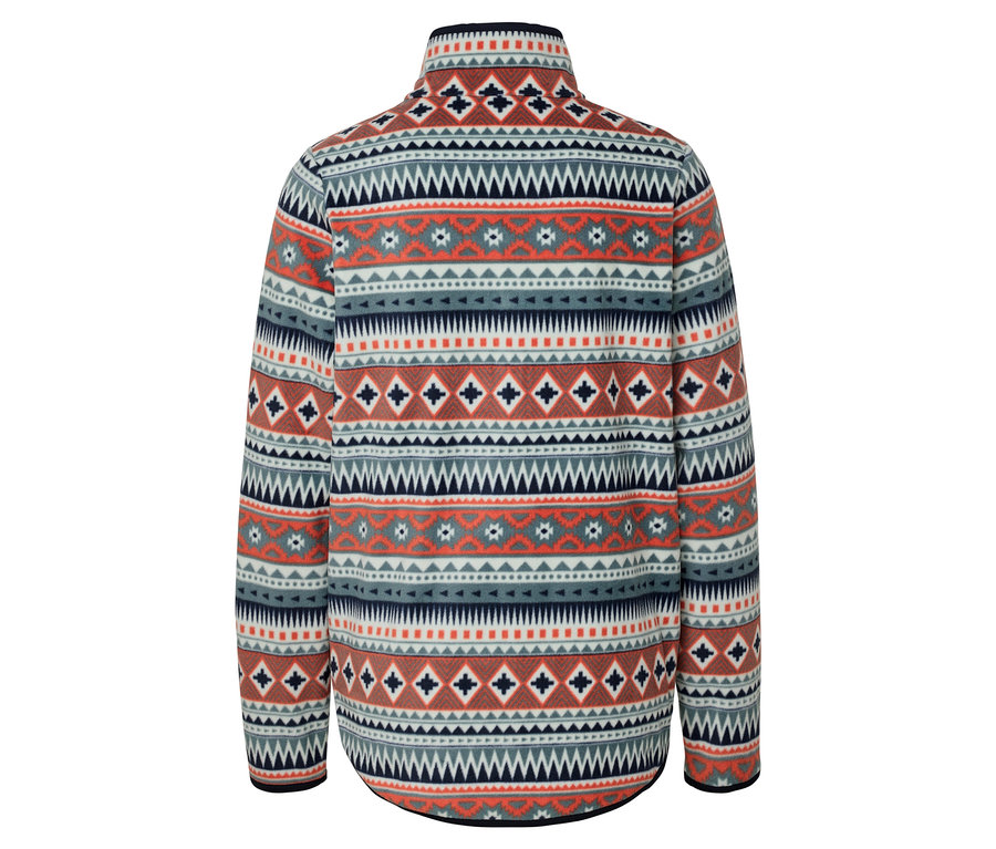 Hátulnézet egy mintás, fehér, kék és narancssárga árnyalatú fleece pulóverről.