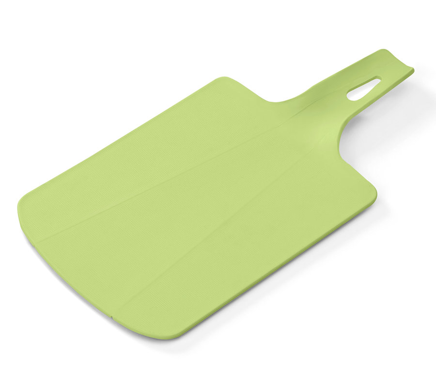 Egy zöld, összehajtható vágódeszka.