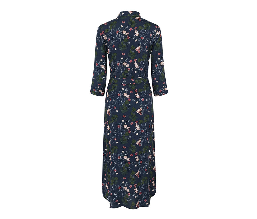 Egy virágmintás női ingruha részlete.