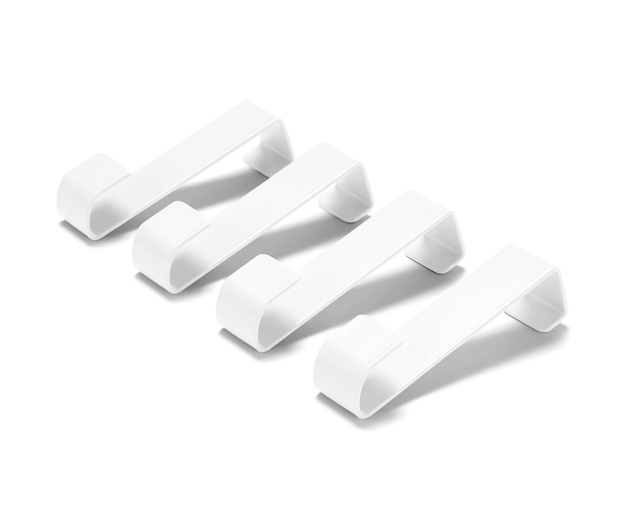 Négy fehér akasztó ajtóra.