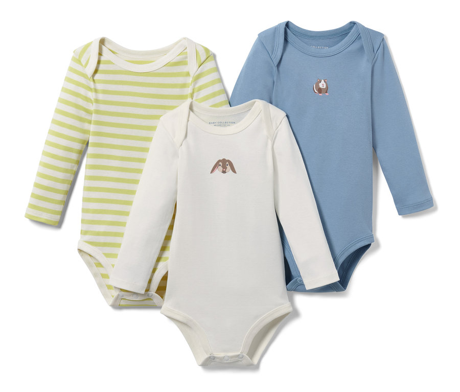 Három baba hosszú ujjú body: egy zöld-fehér csíkos, egy fehér nyuszi mintával és egy kék tengerimalac mintával.