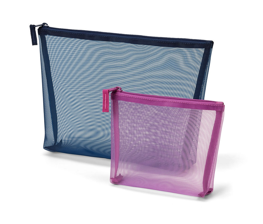 Két kis tárolótáska, egy sötétkék és egy lila.