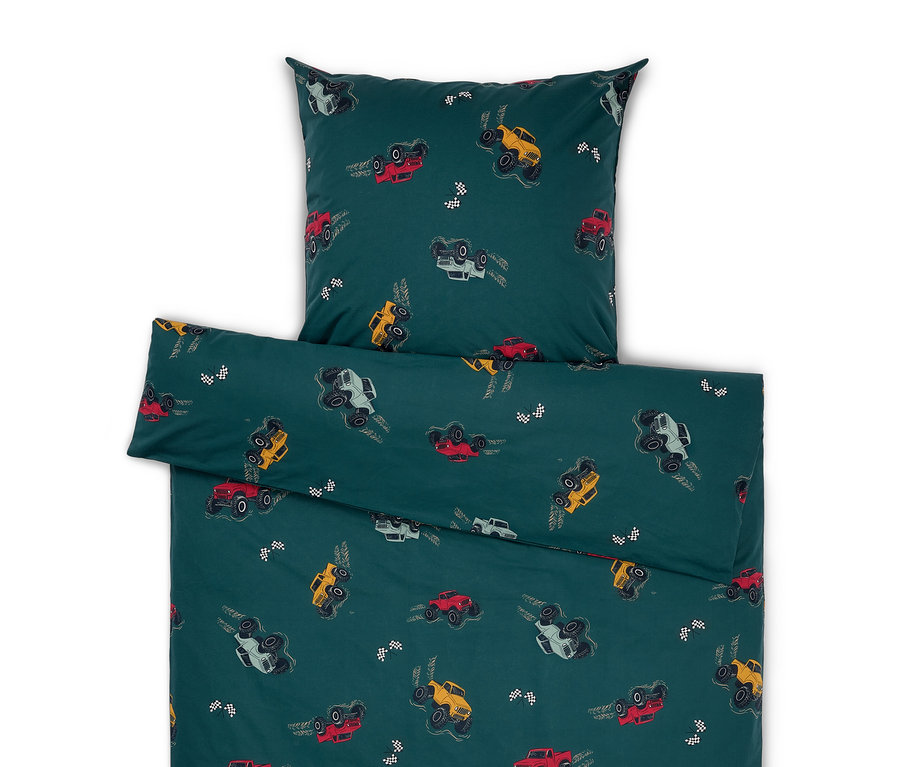 Zöld, autós mintás Kinder-Renforcé ágynemű.