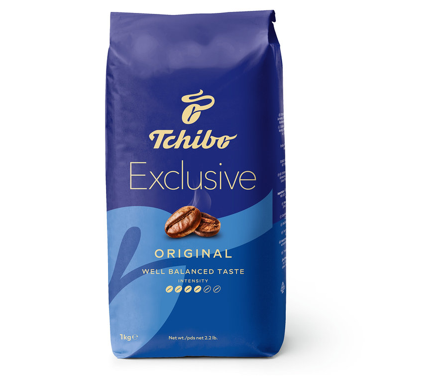 Egy csomag Tchibo Exclusive kávé.