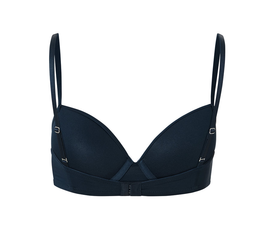 Egy 2 darabos, kosaras melltartó hátulnézeti részlete.