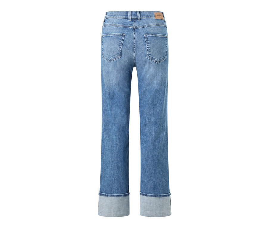 Hátulnézet az Angels »Lara« Straight Fit világoskék farmerről.