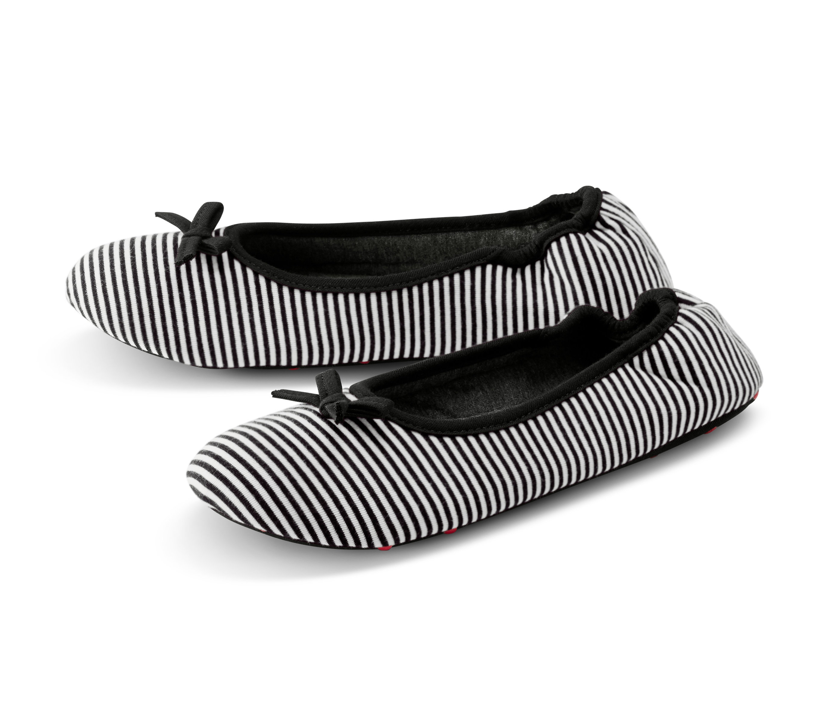 Két fekete-fehér csíkos, fekete masnis női balerina házicipő.