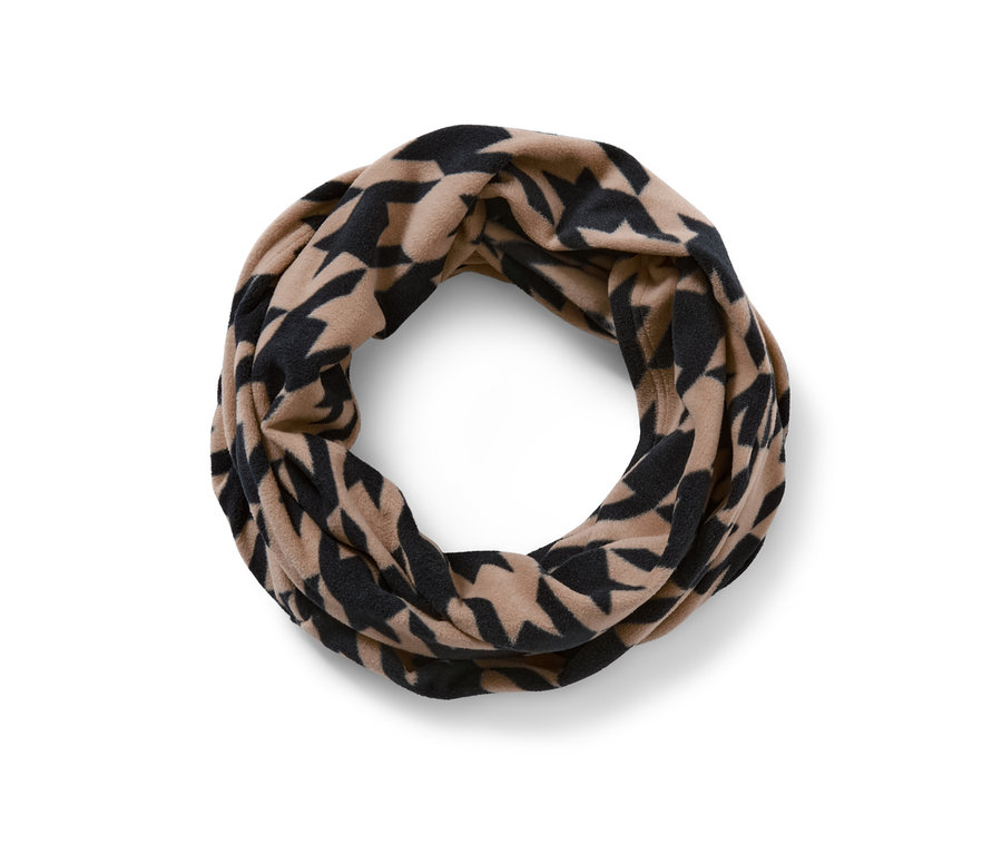 Tyúklábmintás női polár csősál.