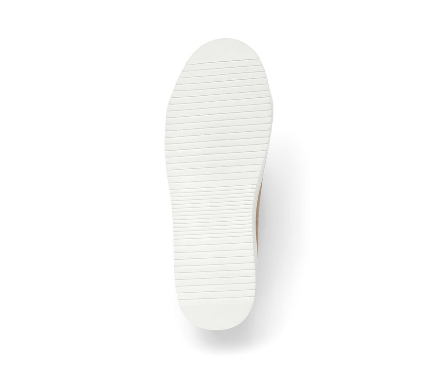 A női velúrbőr sneaker cipő plüssbéléssel talpa.