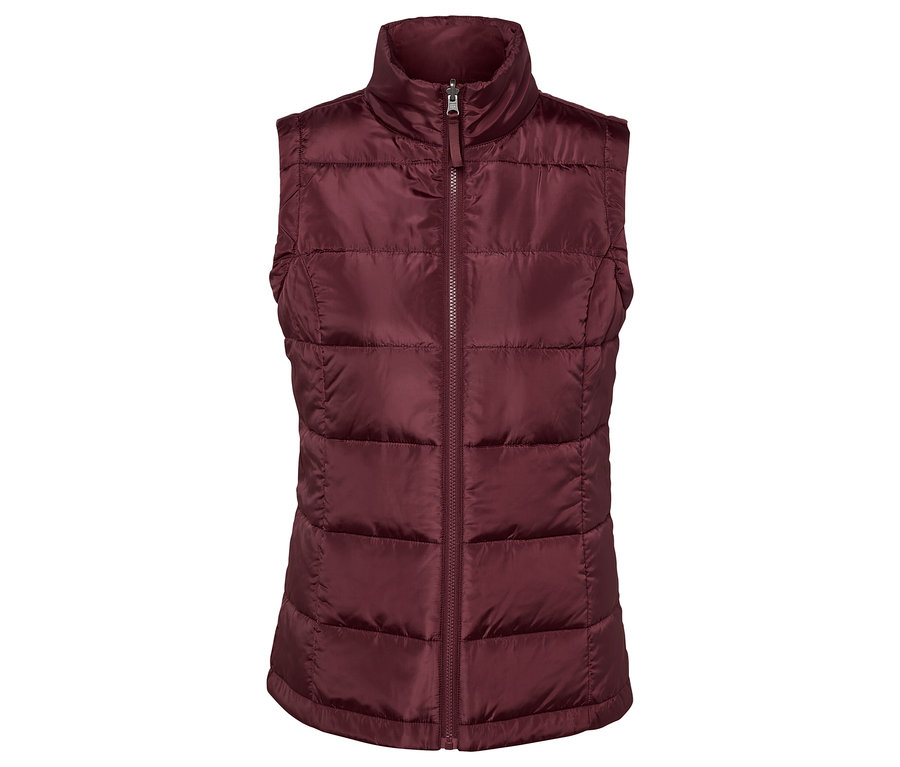 Egy bordó, steppelt mellény, középen cipzárral.