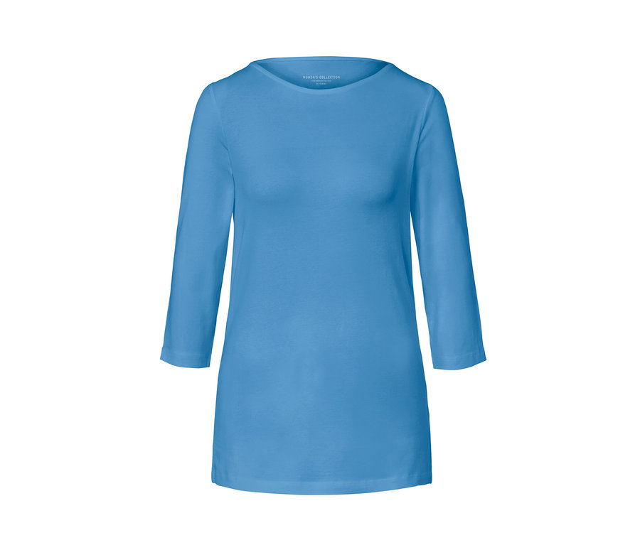 Világoskék, 3/4-es ujjú női felső.