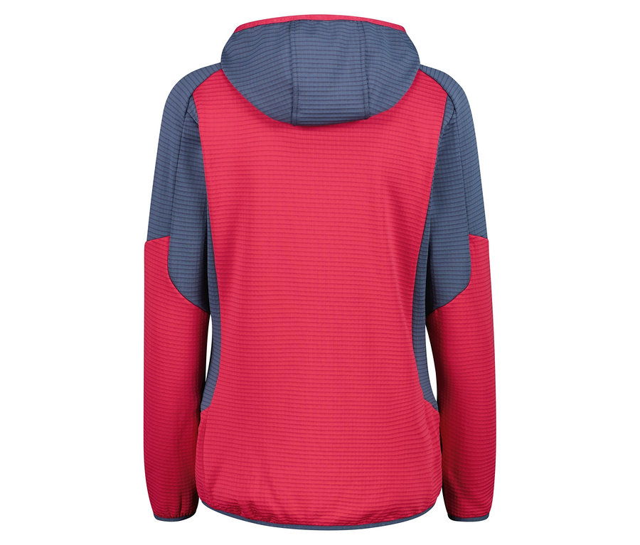 Hátulnézet egy piros-kék kapucnis kabátról.